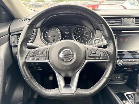 Used 2019 Nissan Rogue SV FWD image 19