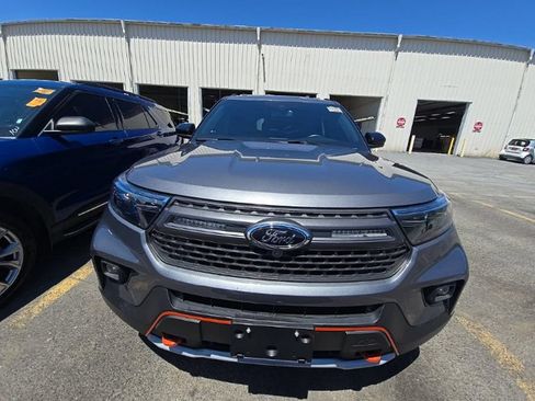 Used 2022 Ford Explorer Timberline w/ Timberline Technology Package AWD/4WD image 3