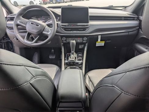 New 2026 Jeep Compass Latitude AWD/4WD image 21