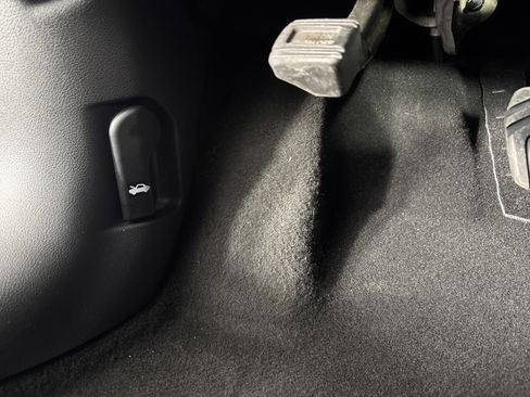 Used 2021 Nissan Sentra SV image 24