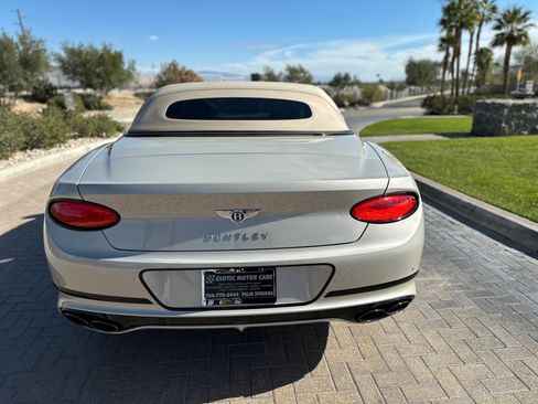 Used 2024 Bentley Continental GT V8 image 19