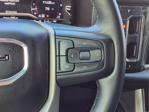 Used 2023 GMC Yukon Denali AWD/4WD image 16