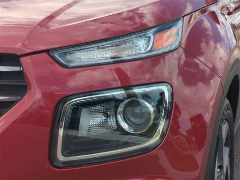 New 2025 Hyundai Venue SEL image 10