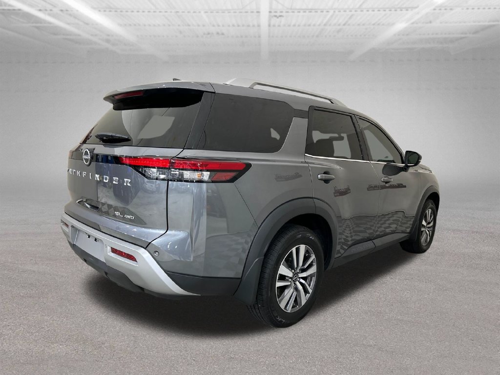Used 2023 Nissan Pathfinder SL AWD/4WD image 5