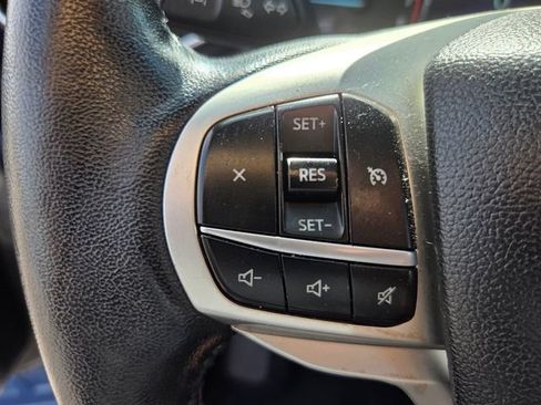 Used 2022 Ford Explorer XLT w/ Equipment Group 202A AWD/4WD image 20