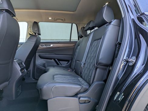 New 2026 Volkswagen Atlas SEL Premium R-Line AWD/4WD image 16