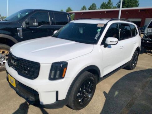 Used 2024 Kia Telluride SX X-Pro image 3