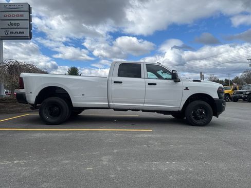 New 2026 RAM 3500 Tradesman AWD/4WD image 7