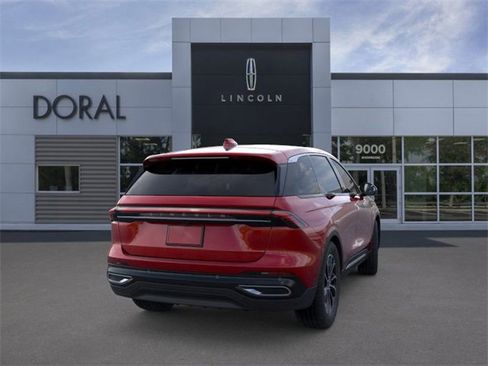 New 2026 Lincoln Nautilus Premier image 8