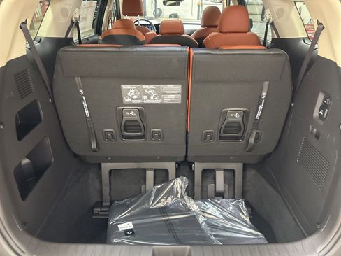 New 2026 Kia Carnival SX Prestige image 33