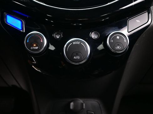Used 2015 Chevrolet Spark LT FWD image 18