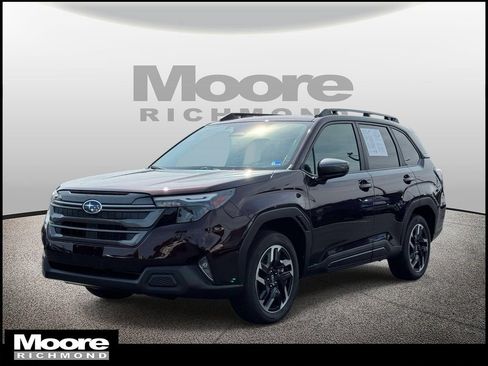 Used 2026 Subaru Forester Premium AWD/4WD image 7