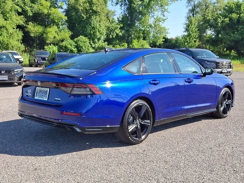 Certified 2025 Honda Accord Sport image 6