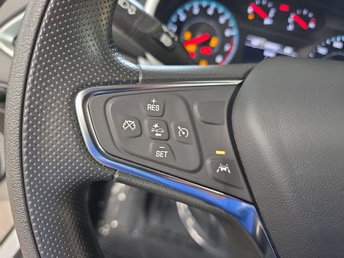 Used 2023 Chevrolet Malibu LT FWD image 16