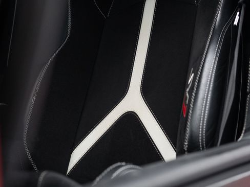 Used 2021 Lamborghini Aventador SVJ image 50