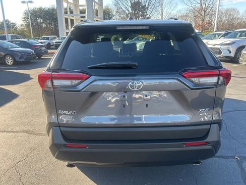 Used 2024 Toyota RAV4 XLE image 6