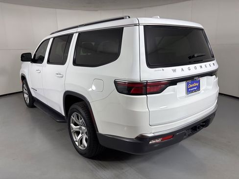 Used 2022 Jeep Wagoneer Series I w/ Premium Group I image 6