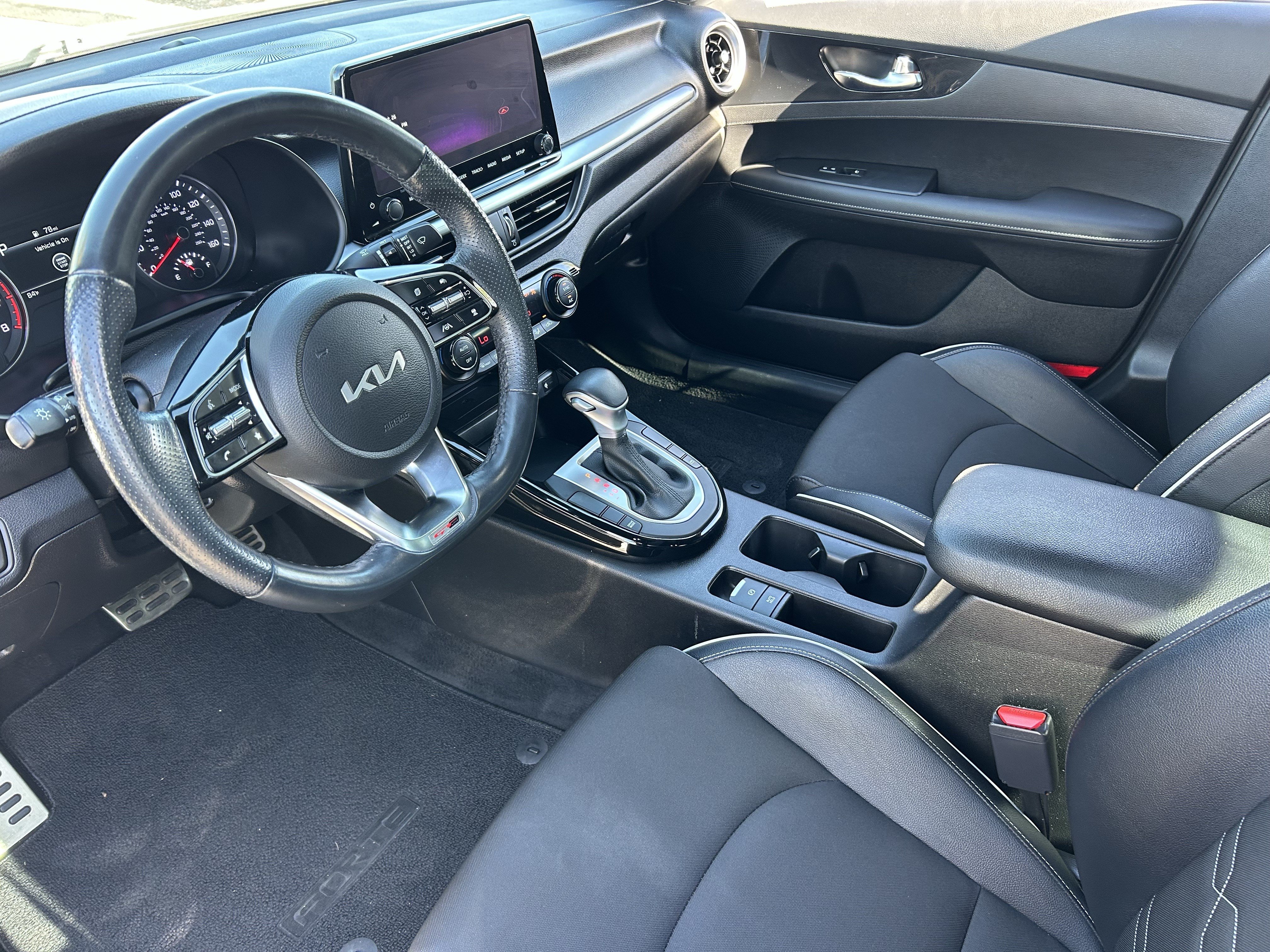 Used 2023 Kia Forte GT-Line w/ GT-Line Premium Package FWD image 16
