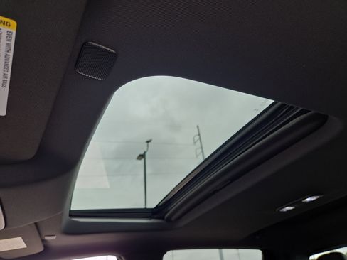 Used 2019 GMC Sierra 1500 AT4 w/ AT4 Premium Package image 31