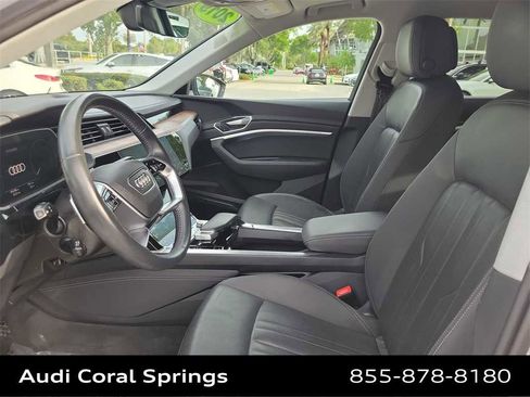 Used 2019 Audi e-tron Premium Plus image 19