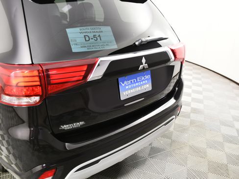 Used 2020 Mitsubishi Outlander SEL image 15