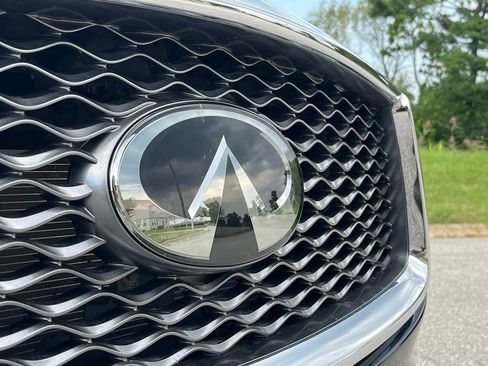 Used 2023 INFINITI QX50 Luxe AWD/4WD image 11