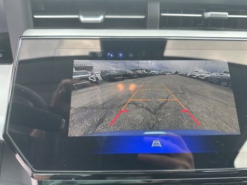 New 2027 Chevrolet Bolt LT FWD image 24