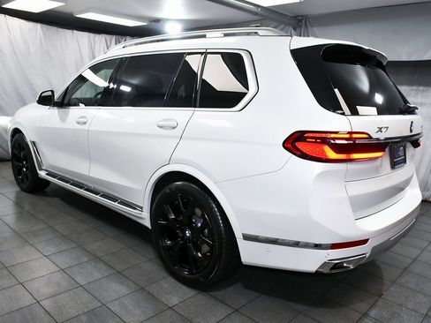 Used 2026 BMW X7 xDrive40i image 4