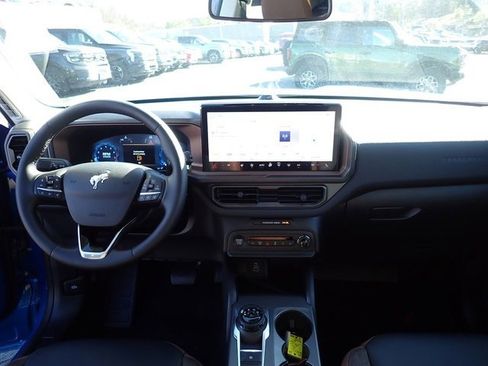 Used 2025 Ford Bronco Sport Outer Banks w/ Outer Banks Tech Package+ image 19