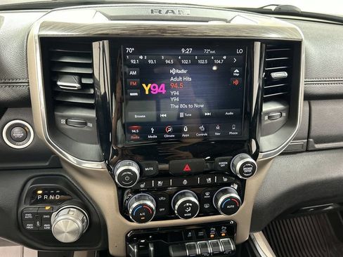 Used 2019 RAM 1500 Laramie AWD/4WD image 14