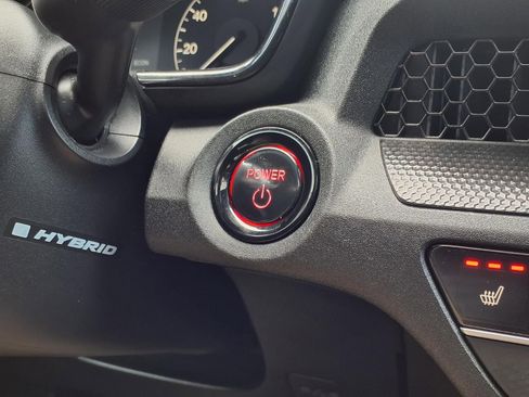 Used 2025 Honda CR-V Sport image 12