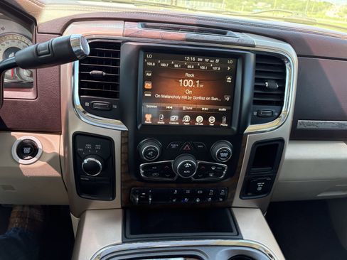 Used 2017 RAM 2500 Longhorn w/ Convenience Group AWD/4WD image 17