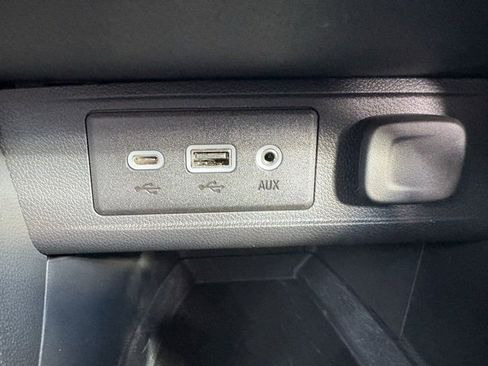 Certified 2023 Buick Encore GX Select w/ Sport Touring Package image 26