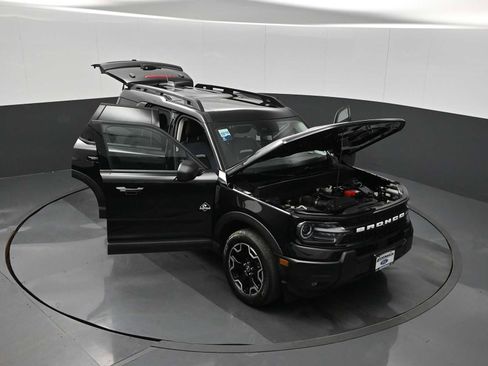 Used 2025 Ford Bronco Sport Outer Banks w/ Outer Banks Tech Package+ image 36