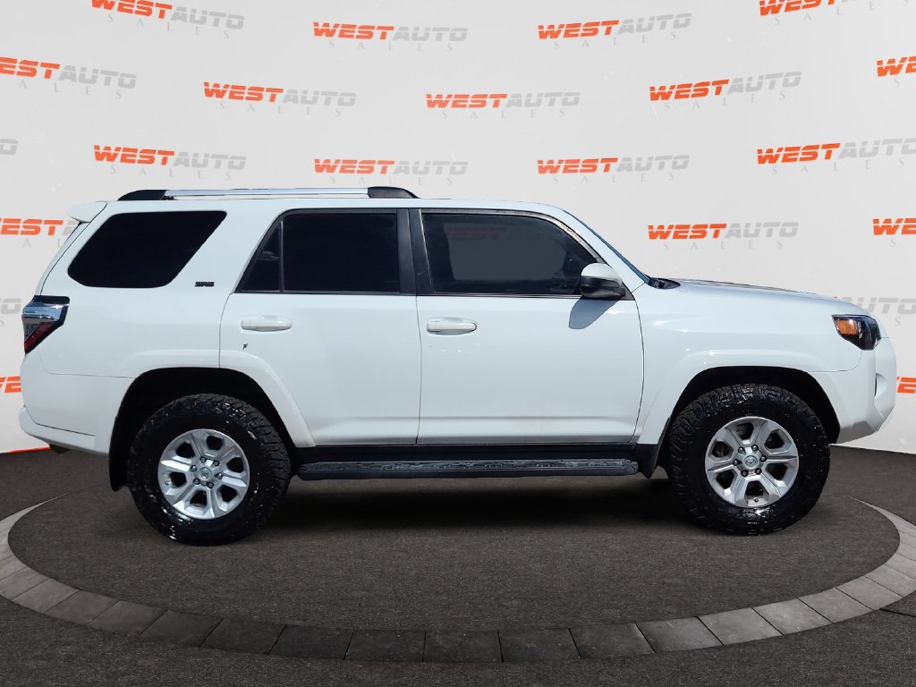 Used 2020 Toyota 4Runner SR5 AWD/4WD image 6