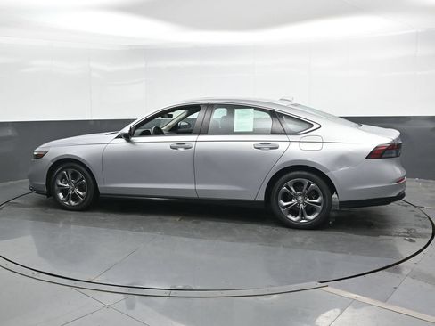 Used 2024 Honda Accord EX-L image 9