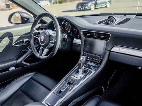Used 2017 Porsche 911 Carrera image 43
