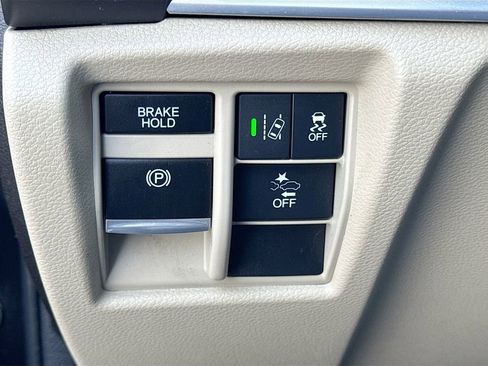 Used 2017 Acura MDX FWD w/ Technology Package image 12