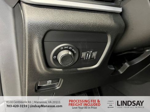 New 2025 Jeep Grand Cherokee Laredo image 29