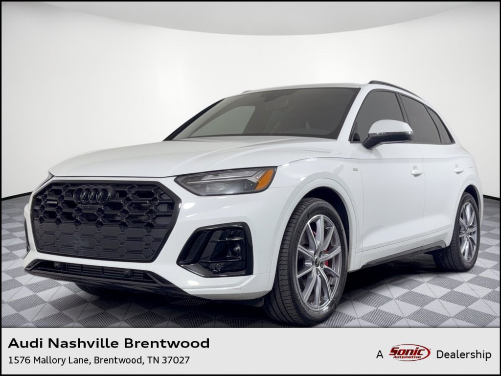 Used 2024 Audi Q5 e Premium Plus w/ Premium Plus Package AWD/4WD image 1