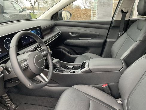 Certified 2025 Hyundai Tucson SEL image 2