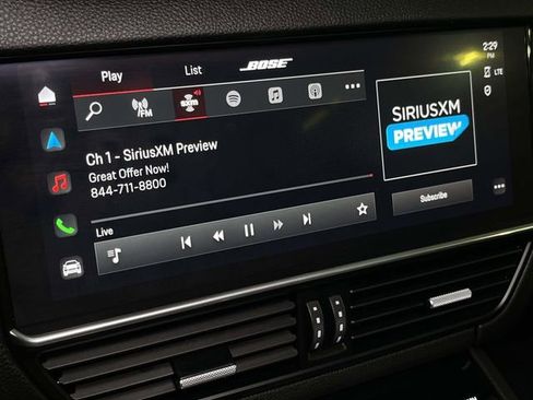 Used 2023 Porsche Cayenne image 30