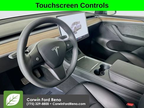 Used 2024 Tesla Model Y Long Range AWD/4WD image 9