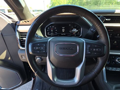 Certified 2025 GMC Sierra 2500 Denali AWD/4WD image 19
