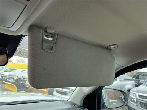 Used 2020 Toyota Tacoma SR image 33