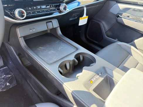 New 2026 Honda Prologue Touring image 13