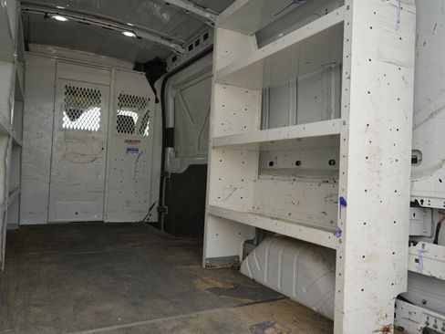 Used 2023 Ford Transit 250 Medium Roof RWD image 24