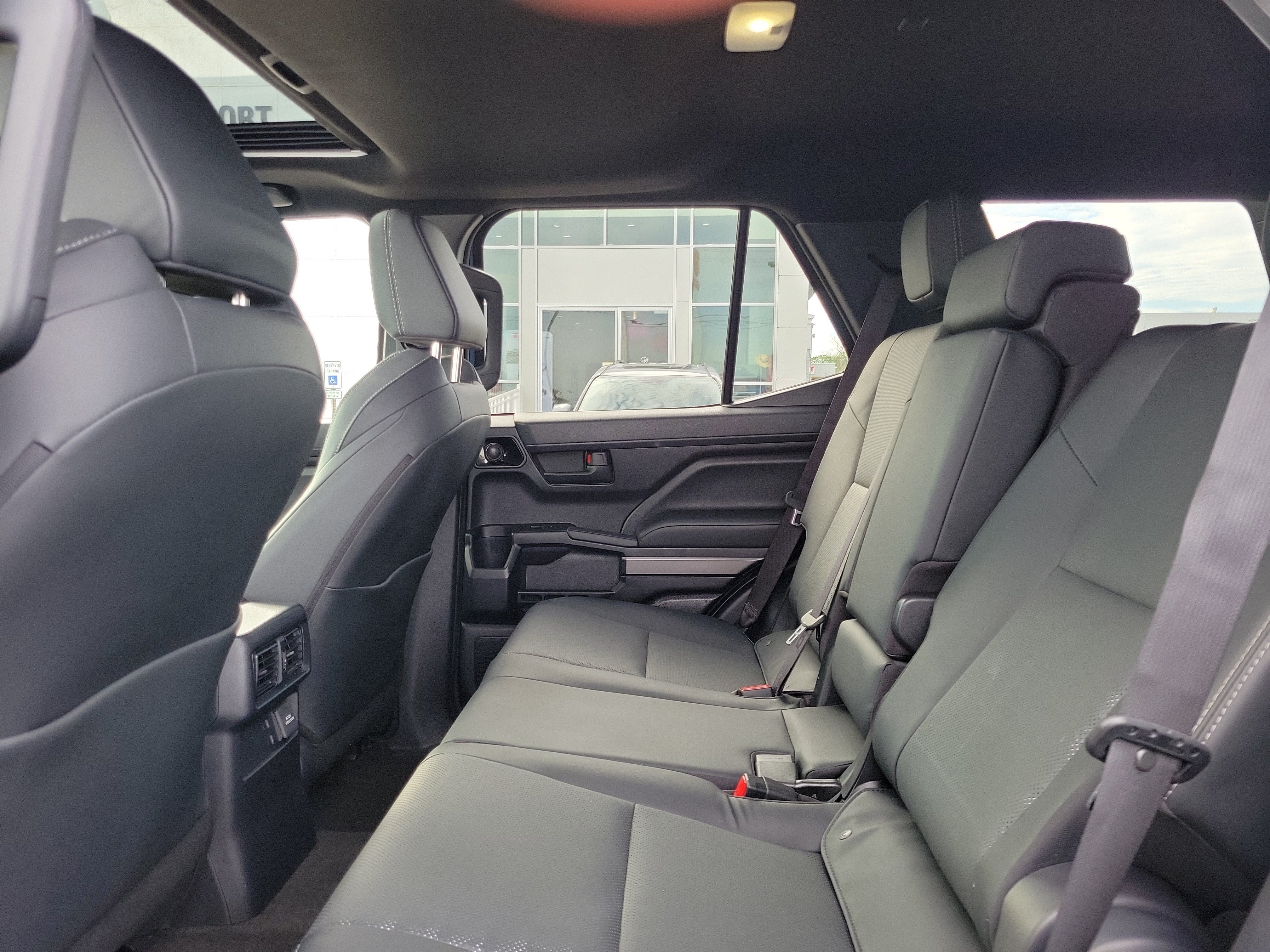 Used 2025 Toyota 4Runner TRD Off-Road Premium w/ Tow Technology Package AWD/4WD image 11