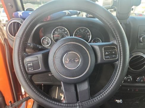 Used 2011 Jeep Wrangler Sport AWD/4WD image 3