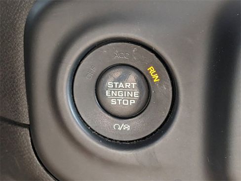 Used 2018 Jeep Wrangler Unlimited Sport S image 22